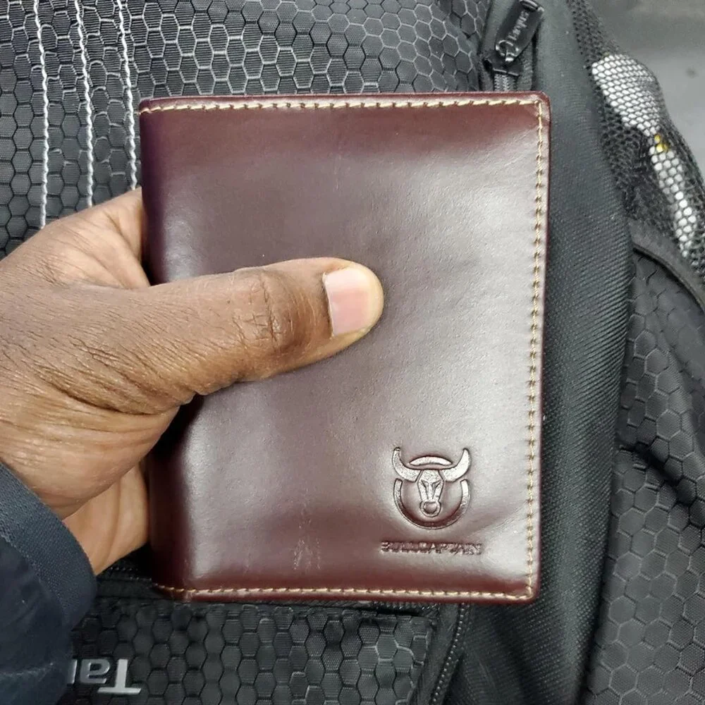 Large Capacity Genuine Leather Bifold Wallet/Credit Card Holder for Men